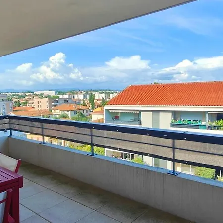 Flat In With Balcony Air Co And Parking Apartament Fréjus