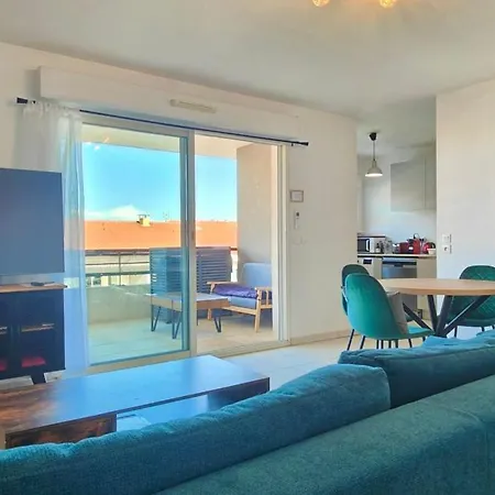 Flat In With Balcony Air Co And Parking *